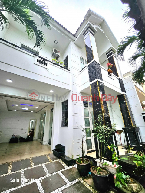 Villa for sale on Trung Nu Vuong street, Hai Chau, Da Nang city. _0