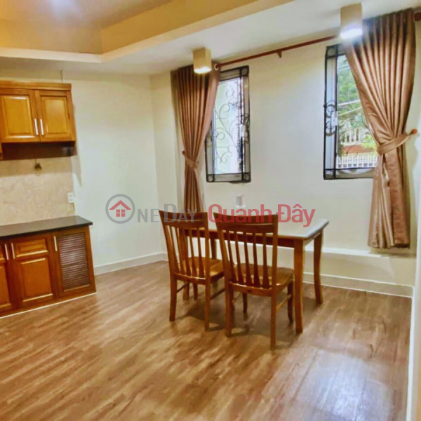 Apartment for rent in District 3, price 10 million 5 - 2 Bedrooms Large kitchen Rental Listings