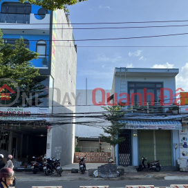 OWNER NEEDS TO SELL LAND LOT QUICKLY On Nguyen Van Cu Street _0