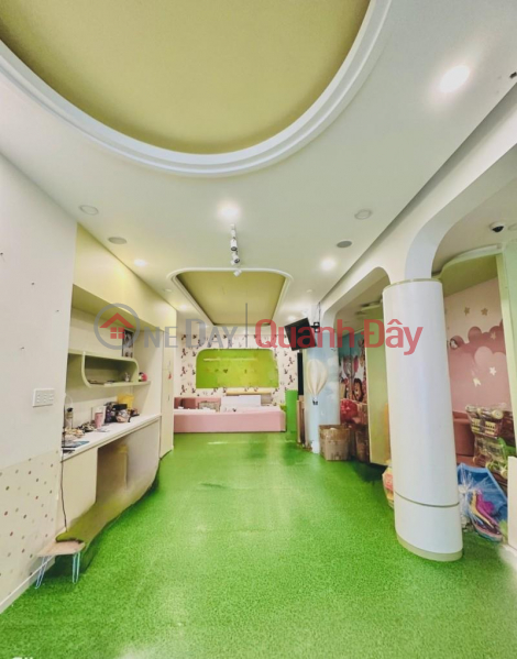 Dong Den Business Front 235m2 3 Floors more than 49 billion Bau Cat Tan Binh Sales Listings