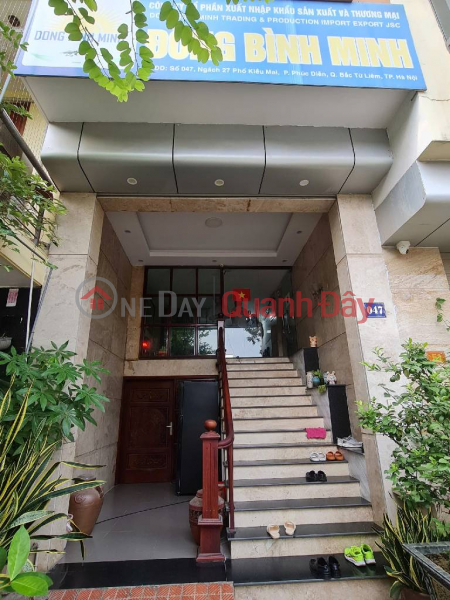 SUPER PRODUCT KIEU MAI _ CONTENTS TO AVOID SIDEWALK FOR FOOTBALL _ CARS CAN AVOID ON TWO SIDES _ ALLEY IS BIGGER THAN STREET _ ECONOMIC Vietnam, Sales đ 21 Billion
