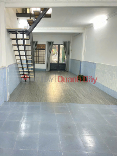 Property Search Vietnam | OneDay | Residential | Rental Listings House for rent, recessed frontage on Hoang Sa Street, Tan Binh District, 4x15m, 12 million VND.