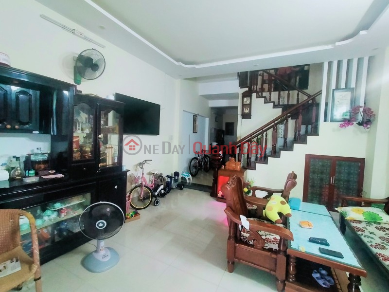 ► House near Nguyen Van Thoai street, close to the Sea, 82m2, 3 hard floors, 7.x billion Sales Listings