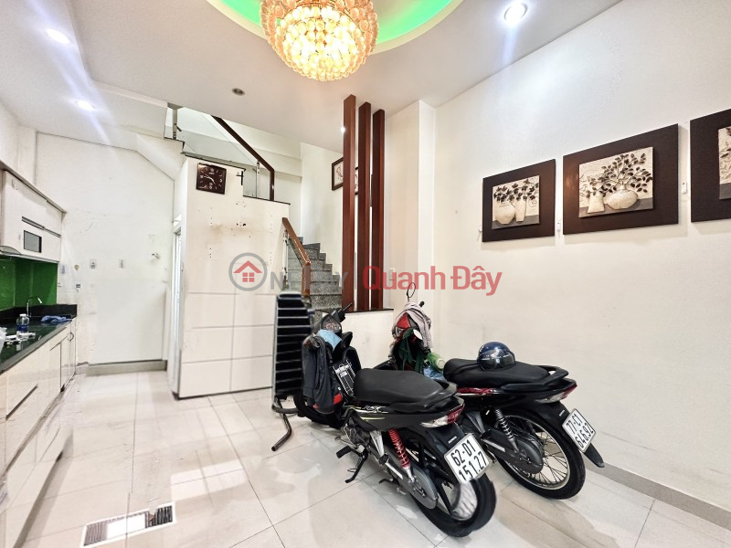 BEAUTIFUL HOUSE Phan Dinh Phung - DISTRICT 1 - 4 reinforced concrete floors - 3 bedrooms. BA GAC PINE CAVE - Only 4 billion 750 Vietnam | Sales | đ 4.75 Billion