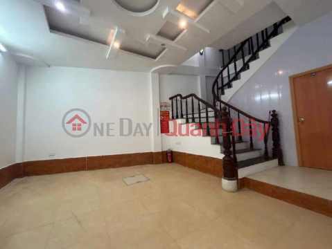 HOUSE FOR SALE IN TRAN CUNG, BAC TU LIEM, 44m2 X 6.2m FRONTAGE X 4 FLOORS. PRICE 6.4 BILLION _0