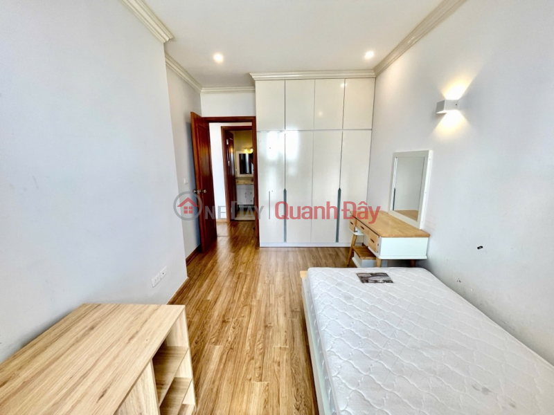 đ 9,15 tỷ, (Tin thật 100%) CH 97m2 x 3PN có lốt ô tô tại The Emerald - Ban công Đông Bắc - Nội thất 600 triệu