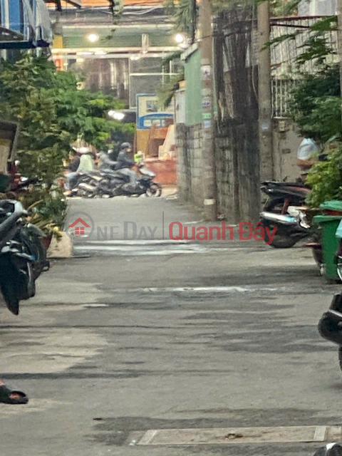 Bán nhà 1. Lê Văn Khương cách 50m - Đường nhựa 5m - Gần bến xe buýt Thới An - Về Gò Vấp 5 phút _0