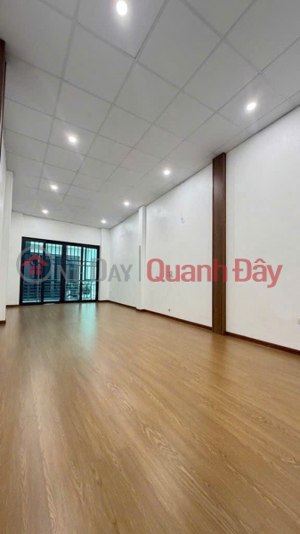 Bui Huy Bich, 36m², 2 Floors - Newly Built House - Wide Road Accessible by Car Sales Listings