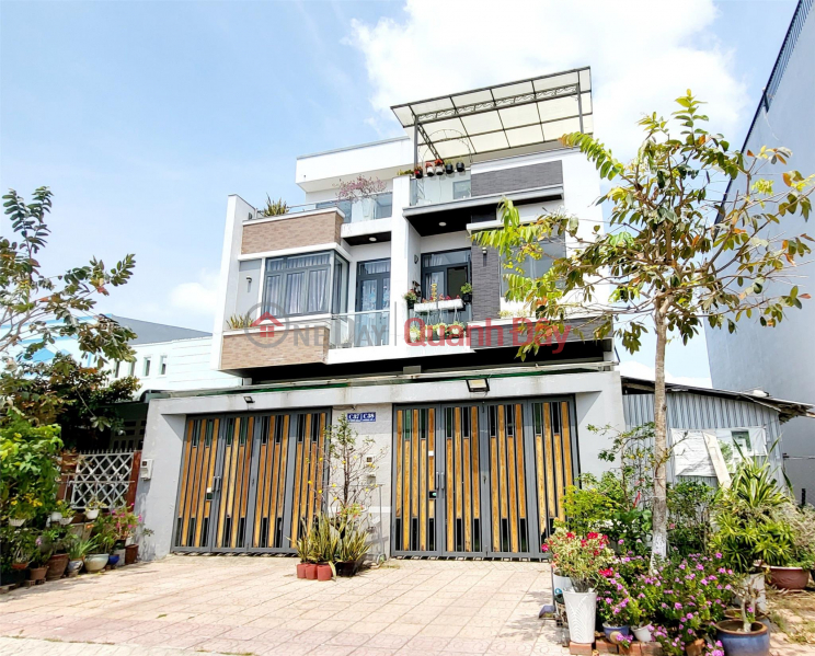 NEWLY CONSTRUCTED 2-FLOOR GLOBE HOUSE FOR SALE IN Tay Do Cultural Residential Area, Hung Thanh Ward, Cai Rang District, Can Tho City Sales Listings