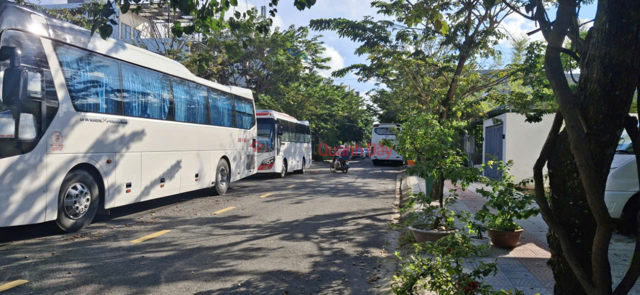 EXTREMELY RARE – HOUSE RIGHT IN HOI KIENG 20, LAND 105M2, PRICE 5.6 BILLION – NGU HANH SON Sales Listings