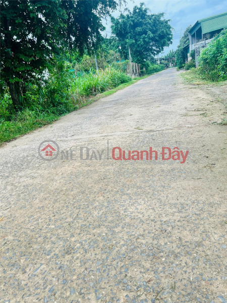 , Please Select, Residential, Sales Listings đ 1.3 Billion