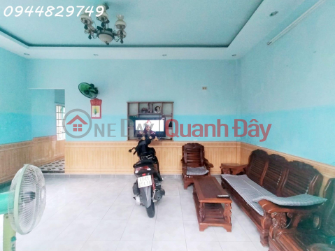 Sell at any price. New 2-storey house, very airy corner lot, area: 73m2, HOANG DIEU street, Hai Chau, Danang. Price 2.55 billion _0