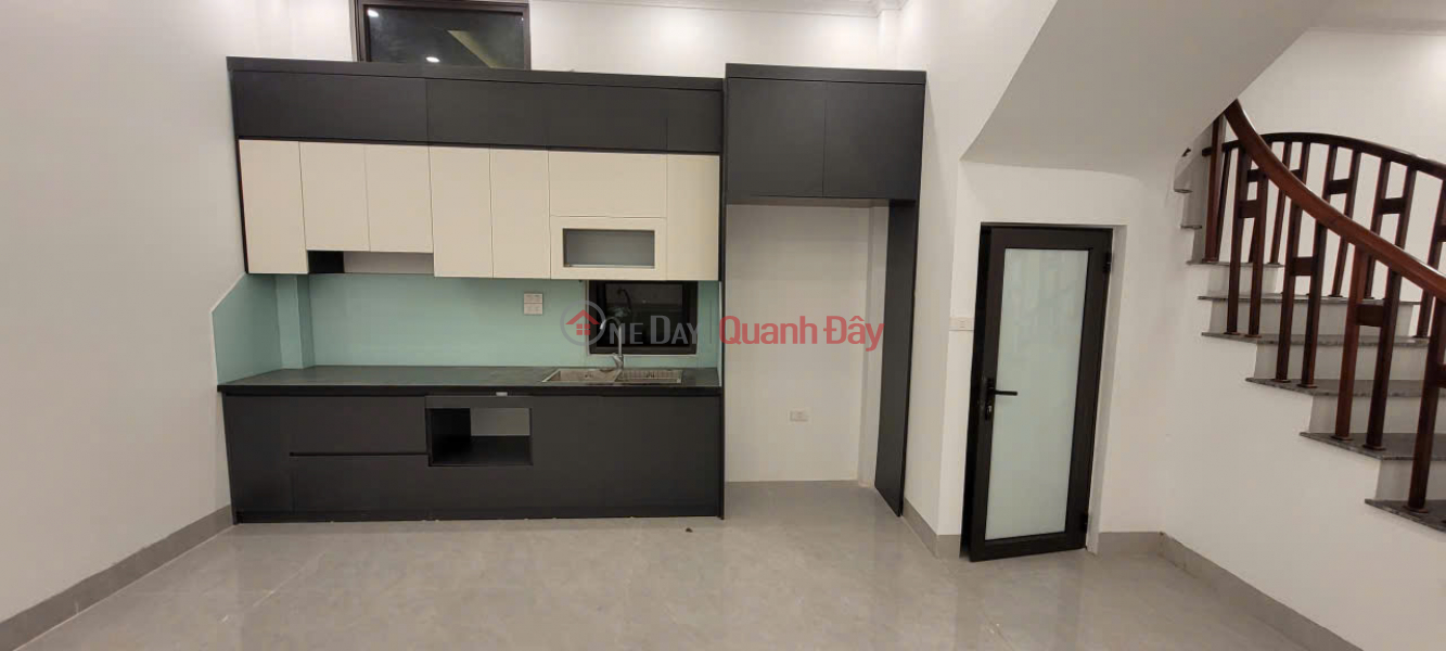 , Please Select, Residential, Sales Listings đ 8.3 Billion