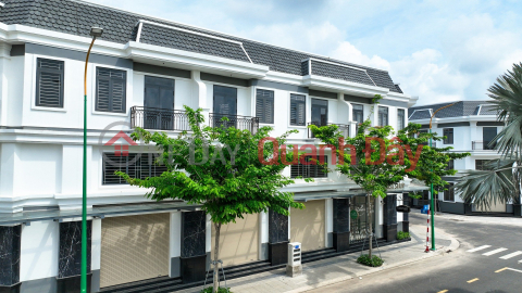 Commercial Townhouse for Sale, Hoa Loi Ward, Ben Cat, Binh Duong. 80m2 Road Frontage 12m _0