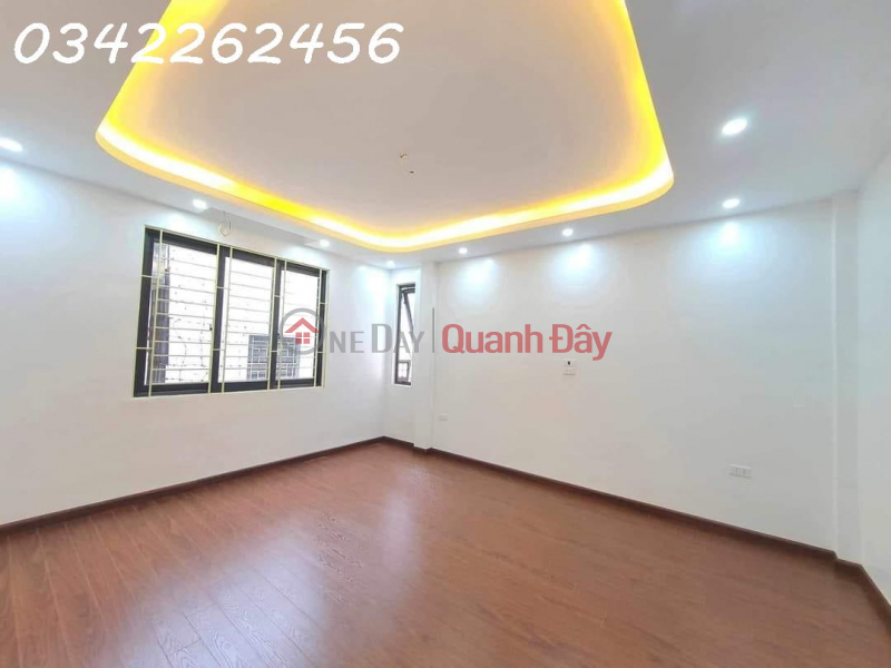 Selling Kim Ma Townhouse, Ba Dinh, Area 35m2, 5.5 Floors, Land Area More Than 4m, House with 2 Sides on Thong Lane, About 6 Billion. Vietnam Sales | đ 6.8 Billion