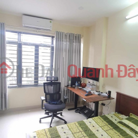 URGENT SALE OF QUANG TRUNG HOUSE, NEAR THE STREET, 34M x 5T, ONLY 4 BILLION 0916.052.466\/ 0865.405.286 _0