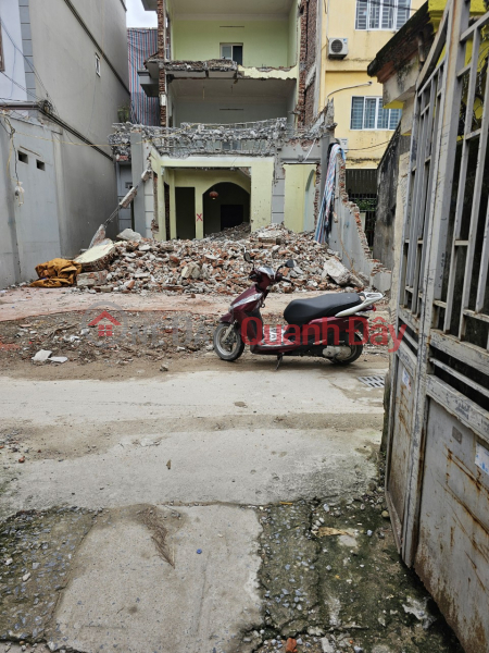 Property Search Vietnam | OneDay | Residential | Sales Listings RARE OPPORTUNITY! LAND FOR SALE IN TAY TUU, 65M2, HUGE 12M FRONTAGE, INVESTMENT PRICE 7.8 BILLION VND.