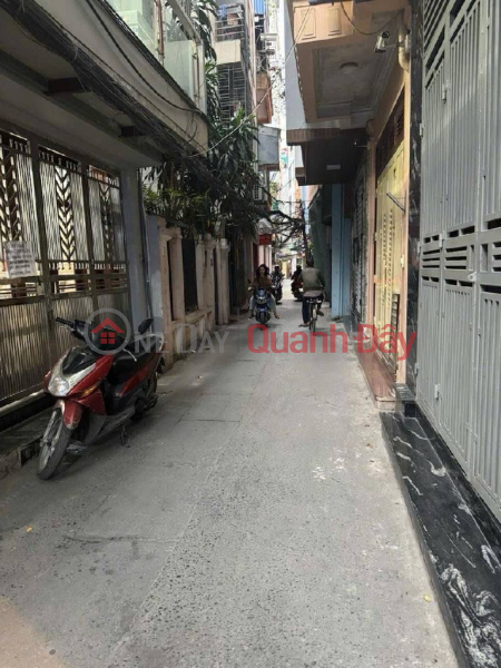 DƯƠNG QUẢNG HÀM 40M x5 TẦNG GIÁ 11,3 TỶ,NGÕ THÔNG,NHÀ ĐẸP Ở NGAY Niêm yết bán