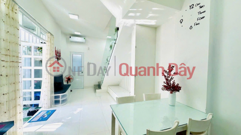 HOUSE FOR RENT - ENTIRE 2-STORY HOUSE IN THAP BA ALLEY NEAR THE BEACH _0