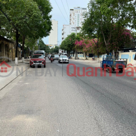 FOR SALE HOANG DIEU LAND, TWO FRONTS CAN BE SEPARATED INTO 02 LOTS. GOOD INVESTMENT NEAR MARKET NEAR SEA, NEAR AIRPORT. _0