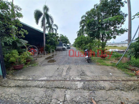 1.1 Ha of SHR Frontage Land, Expanding to the Back - Pham Thi Giay Hoc Mon SS _0