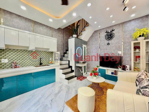 L1581 ️ Giảm 100tr! sát chợ Thạch Đà, SHR, Vuông, HXH, 3 tầng, 4.1x6m, 3.x tỷ _0