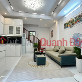 BÁN NHÀ: Trần Thái Tông .DT: 30m2 - 5 tầng - MT 4.35m - 5.98 tỷ _0