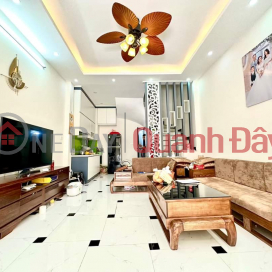 Bán Nhà #TRUNG_KÍNH, Trung Hòa, 40m2 Ngõ Rộng Thông Ô tô Đỗ Sát Cửa 10m. MT Rộng. Rẻ Như Cho 4.6 tỷ _0