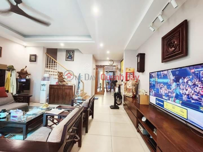 Property Search Vietnam | OneDay | Nhà ở Niêm yết bán Hiếm cực hiếm bán biệt thự sân vườn Tư Đình Long Biên 155m2*4T giá 17 tỷ ô tô tránh