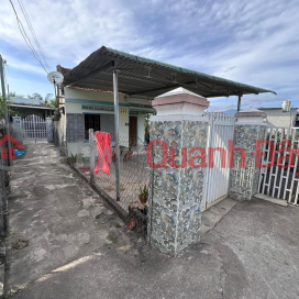 Selling Land with Free House Cap 4 in the Center of Dien Son Commune - Dien Khanh, area 190m with 140m of land _0