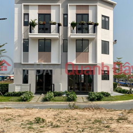 Opportunity to Buy Social Housing Townhouses in the Center of Binh Duong New City at Preferential Prices _0