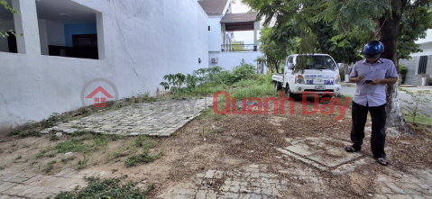 Land to build a 130m2 villa in Cam Le town near Hoa Tho river, east lot, price 4.8 billion TL _0