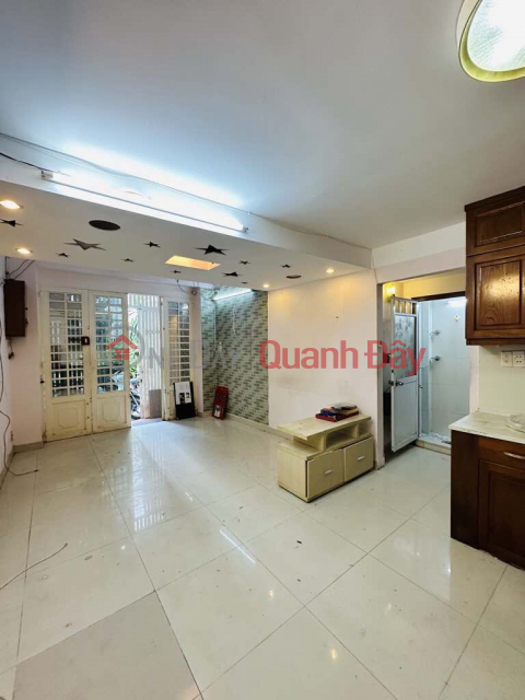 HOUSE FOR SALE ON TRAN HUU TRANG, WARD 11, PHU NHUAN, 33 SQUARE METERS, 5 FLOORS, 3 BEDROOMS, ABOVE 5 FLOORS. _0