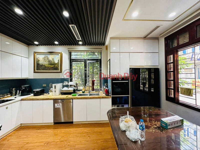 đ 33 tỷ, Siêu Biệt thự Bắc Linh Đàm 85m× 4 Tâng.Mt=6,8m. Lô góc 3 thoáng. Thang máy dát vàng