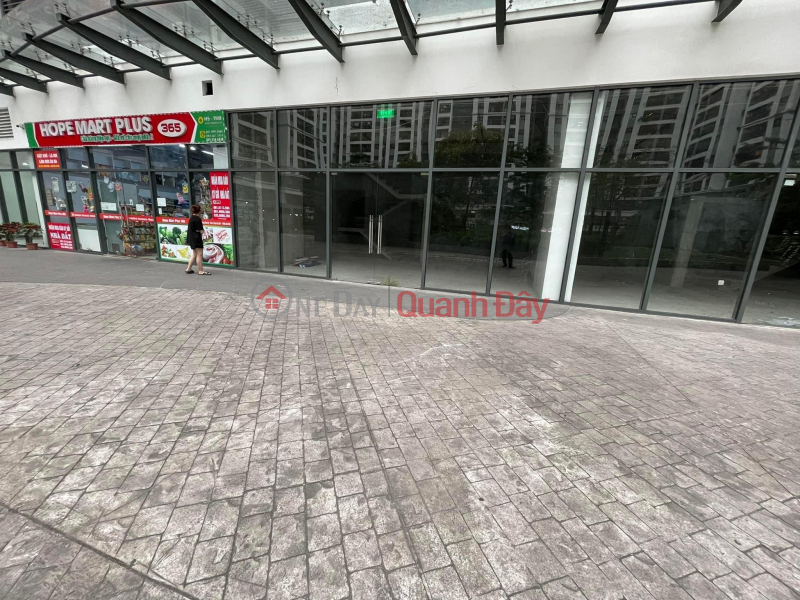 Property Search Vietnam | OneDay | Cho thuê, Niêm yết bán | ShopHouse 2 tầng đế, hàng xóm Vinhomes Riverside-Long Biên, tổng diện tích 104m, MT 7.5m