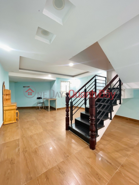 , Please Select, Residential, Sales Listings đ 7.2 Billion