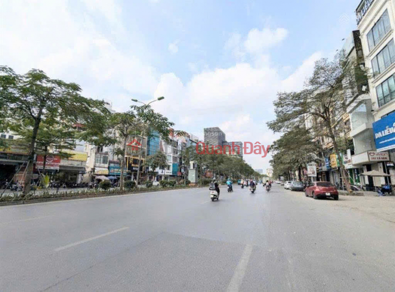 Property Search Vietnam | OneDay | Residential | Sales Listings | House for sale on Xã Đàn street, Đống Đa district. Area 140m² x 2 floors. Frontage 11m, corner plot. Price 95 billion VND. Contact: 0964769634