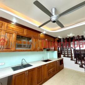 Bán nhà 40m2, 5 Tầng, 6PN+ nội thất, ôtô đỗ cửa, 2 mặt thoáng, cách đường chính 20m tại Trung Văn, Tố Hữu, Hà _0