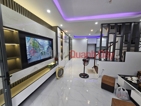 Tho Quan 51m, modern design, high-class interior, beautiful location, near the street _0