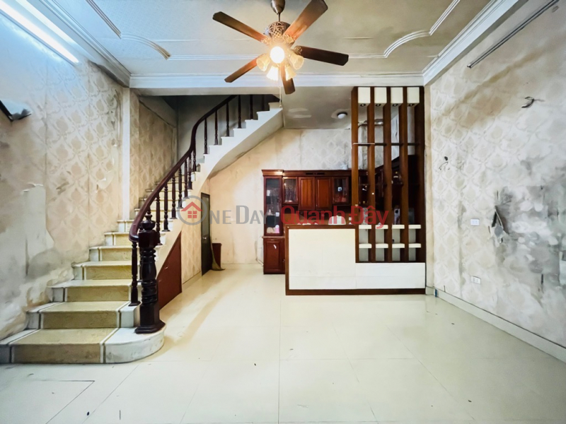 BEAUTIFUL 5-STOREY HOUSE ON HOANG NGAN STREET; ALLEY 3 FLOORS WITH THOUSANDS OF FACILITIES; AREA 38M2; PRICE ABOVE 6 BILLION Sales Listings