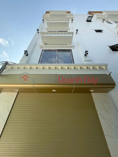 NEW 5-STORY HOUSE IN BAT KHOI - LONG BIEN, 40m2, 8.5 BILLION VND. CAR PARKING AVAILABLE - FULLY FURNISHED. Sales Listings