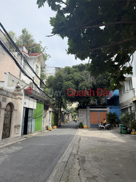 đ 8.7 Billion | **House for sale in alleyway off Bau Bang Street, Ward 13, Tan Binh District (22x5m),beautiful house - 8.7 billion VND**