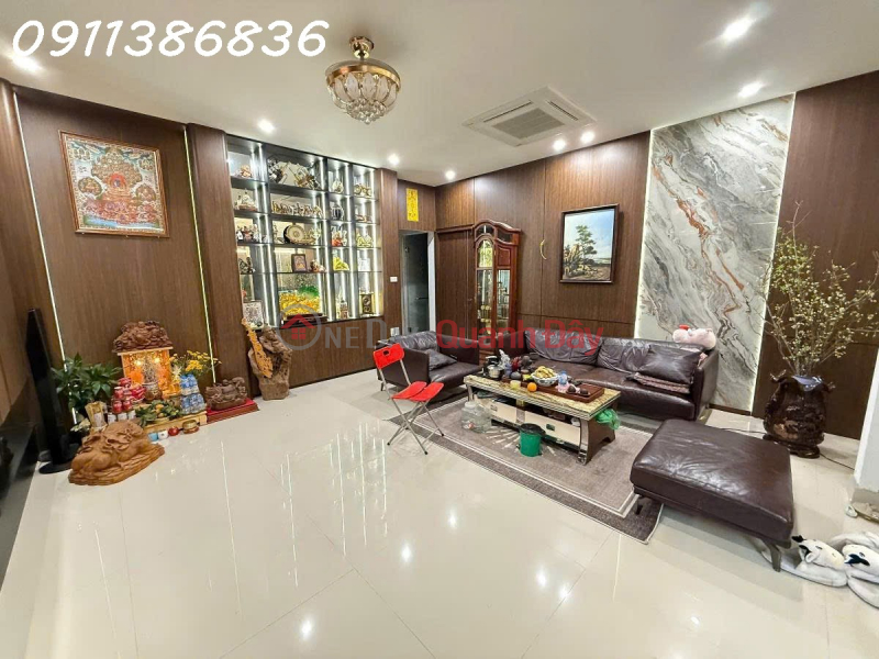 Garage, Car access, 100m from Dich Vong Street, 4 floors, Elevator, High-class neighborhood, 29 billion VND Sales Listings