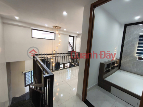 ► Corner house at Trung Nu Vuong Street, very spacious yard, ~50m2, 2 new floors, 3 bedrooms, fully furnished, 3.9x billion VND _0