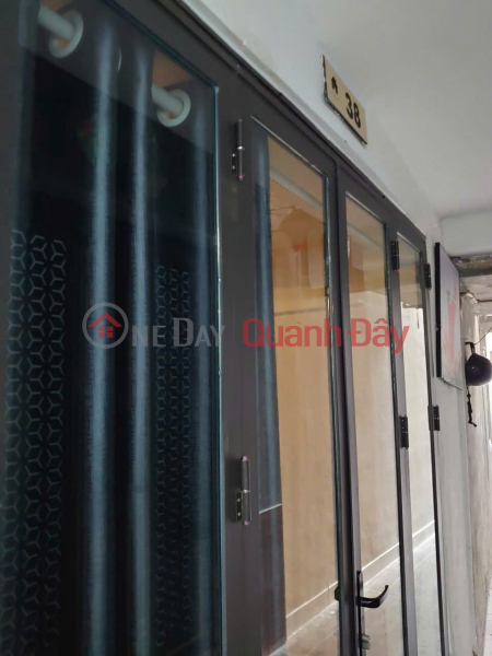 | Please Select, Residential | Sales Listings | đ 690 Million