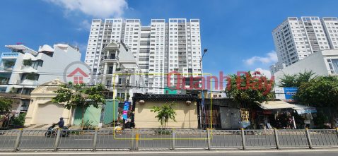 Cho thuê Nhà Mặt Tiền Kênh Tân Hóa Q.Tân Phú, 224m²,NGANG 8M _0