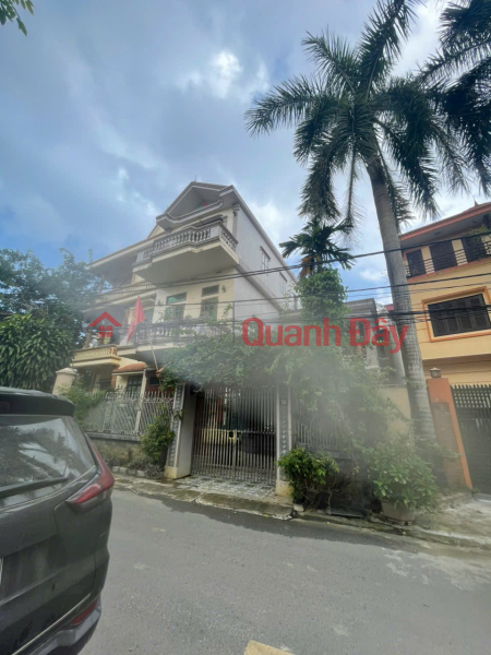 Owner sells house on Nguyen Du street, simple but luxurious - this is a style that is hard to achieve. Sales Listings