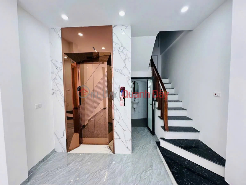 HOUSE FOR SALE ON A CAR-ACCESSIBLE ALLEY - SUITABLE FOR BUSINESS - Xuan Do - Long Bien District - 48m2 x 6 Floors - 10.8 Billion VND. Vietnam | Sales, đ 10.8 Billion