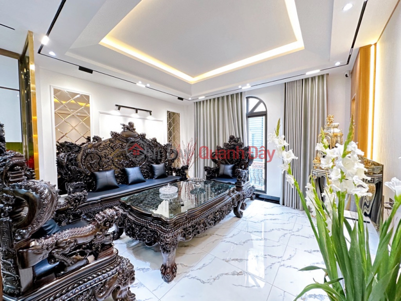 Property Search Vietnam | OneDay | Nhà ở Niêm yết bán BÁN NHÀ PHỐ NGUYỄN VĂN CỪ LONG BIÊN 
-Dt 61m 6tầng Mt4.7m, Nhà mới xây,
-Giá chào 15.9 tỷ