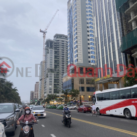 Mt Vo Nguyen Giap building for sale near the busy touristic Furama. _0
